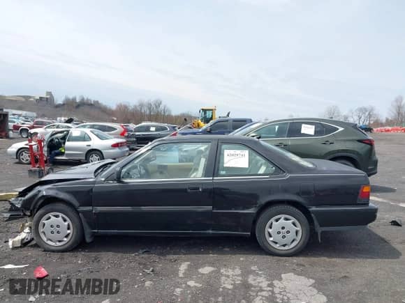 1989 Honda Accord с VIN 1HGCA6280KA027536, выставлен на аукционе IAAI как лот 42029741 с пробегом 238 637 миль миль и . История ставок и продаж доступна на DreamBid. Изображение 14.