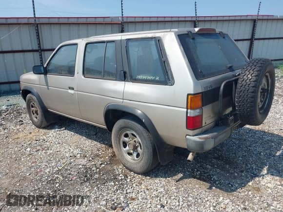 1995 Nissan Pathfinder LE z VIN JN8HD17S4SW062977, wystawiony jako IAAI lot #43200960 z przebiegiem 263 555 mil mil oraz . Historia ofert i sprzedaży dostępna na DreamBid. Obrazek 3.