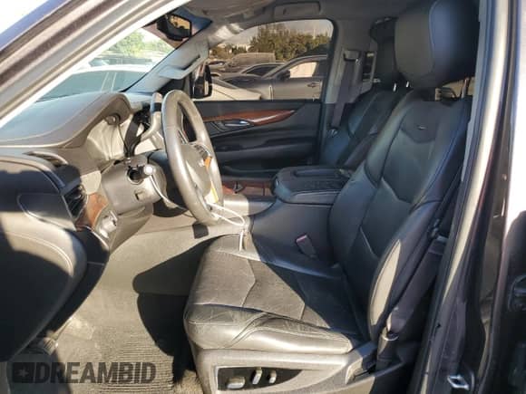 2015 Cadillac Escalade с VIN 1GYS3LKJ8FR747349, выставлен на аукционе Copart как лот 87758605 с пробегом 195 325 миль миль и Чистый • Clean title. История ставок и продаж доступна на DreamBid. Изображение 7.