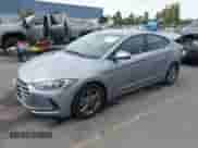 2017 Hyundai Elantra SE z VIN 5NPD84LF8HH033019, wystawiony jako IAAI lot #43259780 z przebiegiem 101 061 mil mil oraz . Historia ofert i sprzedaży dostępna na DreamBid. Obrazek 2.