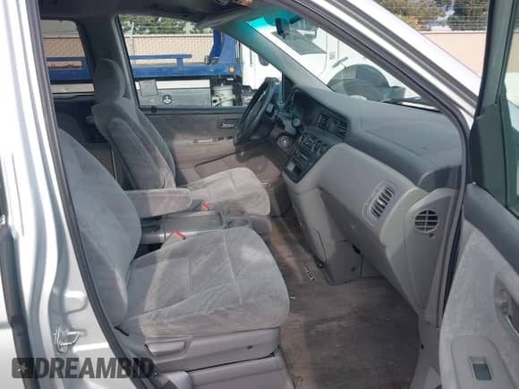 2004 Honda Odyssey EX с VIN 5FNRL18624B027799, выставлен на аукционе IAAI как лот 43442964 с пробегом 245 987 миль миль и . История ставок и продаж доступна на DreamBid. Изображение 5.