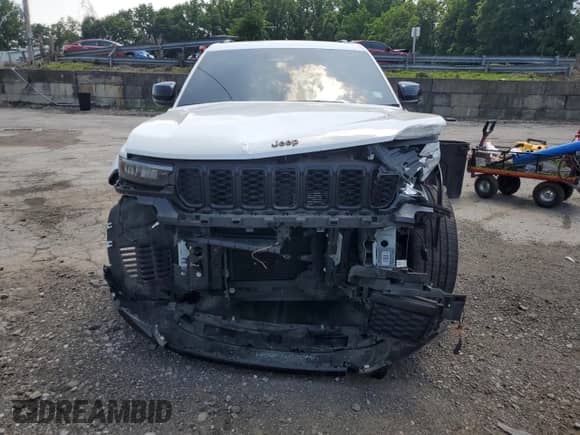 2022 Jeep Grand Cherokee Altitude with VIN 1C4RJKAG5N8542702, listed as a Copart auction lot 62131535 with 41,302 mi miles and Non repairable. Bid and sale history available at DreamBid. Image 5.