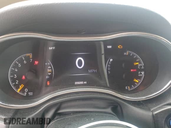 2014 Jeep Grand Cherokee Laredo z VIN 1C4RJFAG1EC239355, wystawiony jako Copart lot #80995415 z przebiegiem 209 285 mil mil oraz Szkoda całkowita • Salvage title. Historia ofert i sprzedaży dostępna na DreamBid. Obrazek 9.