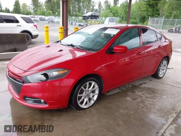 2013 Dodge Dart SXT z VIN 1C3CDFBH6DD686720, wystawiony jako IAAI lot #42385995 z przebiegiem 241 101 mil mil oraz . Historia ofert i sprzedaży dostępna na DreamBid. Obrazek 18.