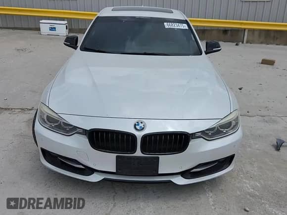 2014 BMW 3 Series 335i с VIN WBA3A9G55ENS64175, выставлен на аукционе Copart как лот 66823475 с пробегом 65 521 миль миль и Чистый • Clean title. История ставок и продаж доступна на DreamBid. Изображение 13.