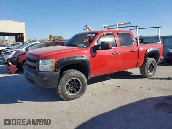 2013 Chevrolet Silverado 1500 LT с VIN 3GCPKSEA6DG108758, выставлен на аукционе Copart как лот 77174554 с пробегом Не указан миль и На запчасти • Non repairable. История ставок и продаж доступна на DreamBid. Изображение 1.