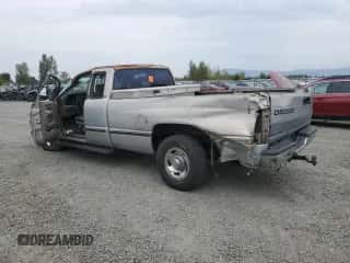 1995 Dodge 2500 with VIN 3B7KC23Z7SM129181, listed as a Copart auction lot 70901755 with 203,152 mi miles and Salvage title. Bid and sale history available at DreamBid. Image 2.