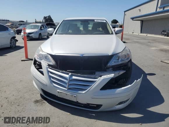 2011 Hyundai Genesis с VIN KMHGC4DE5BU143133, выставлен на аукционе Copart как лот 68973835 с пробегом 152 689 миль миль и Списание • Salvage title. История ставок и продаж доступна на DreamBid. Изображение 5.