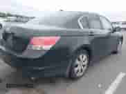 2010 Honda Accord EX-L с VIN 1HGCP2F80AA171720, выставлен на аукционе IAAI как лот 43230967 с пробегом 247 259 миль миль и . История ставок и продаж доступна на DreamBid. Изображение 4.