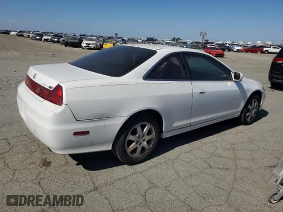 2002 Honda Accord EX z VIN 1HGCG22562A015534, wystawiony jako Copart lot #58073625 z przebiegiem 235 147 mil mil oraz Szkoda całkowita • Salvage title. Historia ofert i sprzedaży dostępna na DreamBid. Obrazek 3.