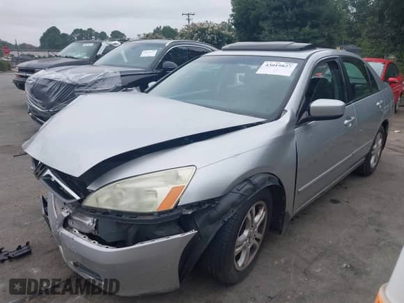 2007 Honda Accord EX-L with VIN 1HGCM56847A026117, listed as a IAAI auction lot 43019827 with 224,015 mi miles and . Bid and sale history available at DreamBid. Image 2.