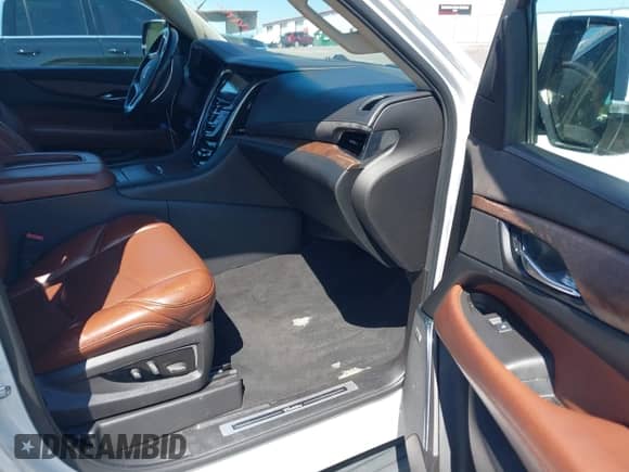 2016 Cadillac Escalade Luxury Collection with VIN 1GYS4BKJ5GR173625, listed as a IAAI auction lot 42004159 with 169,437 mi miles and . Bid and sale history available at DreamBid. Image 5.