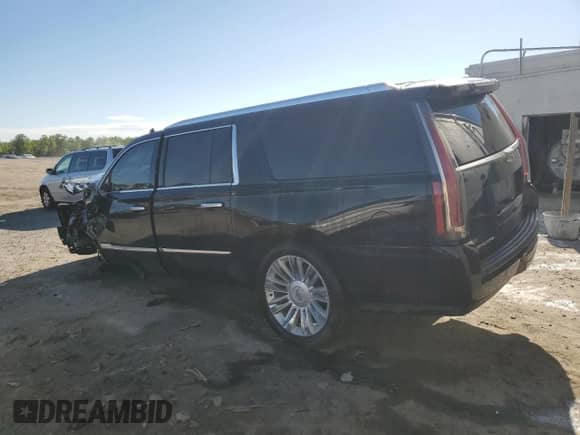 2016 Cadillac Escalade ESV Platinum z VIN 1GYS4KKJ6GR404466, wystawiony jako Copart lot #58273245 z przebiegiem 153 194 mil mil oraz Czysty tytuł • Clean title. Historia ofert i sprzedaży dostępna na DreamBid. Obrazek 2.