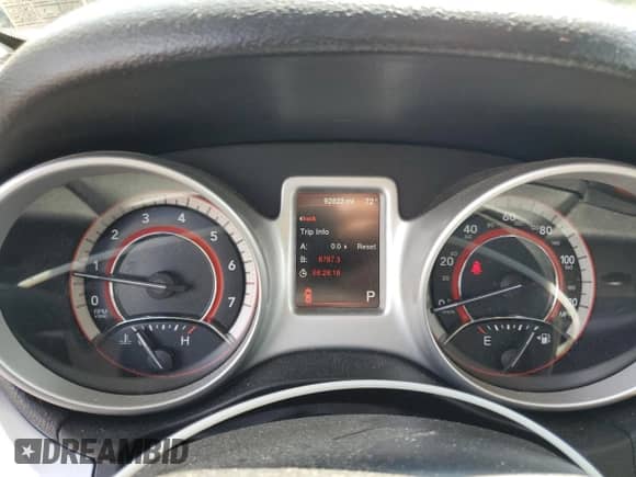 2015 Dodge Journey American Value with VIN 3C4PDCABXFT592104, listed as a Copart auction lot 70122325 with 92,822 mi miles and Salvage title. Bid and sale history available at DreamBid. Image 9.