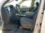 2010 Dodge 1500 SLT z VIN 1D7RB1CT5AS156236, wystawiony jako Copart lot #86188835 z przebiegiem 113 444 mil mil oraz Szkoda całkowita • Salvage title. Historia ofert i sprzedaży dostępna na DreamBid. Obrazek 7.