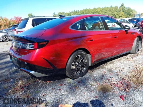 2024 Hyundai Sonata SEL with VIN KMHL64JA8RA427598, listed as a IAAI auction lot 43463812 with 30,486 mi miles and . Bid and sale history available at DreamBid. Image 4.