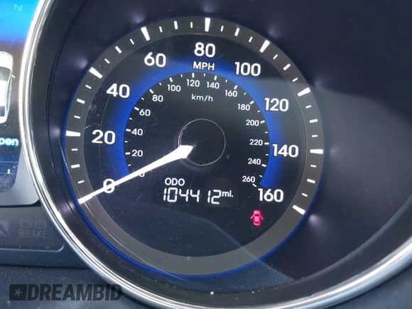 2015 Hyundai Sonata Limited с VIN KMHEC4A45FA128951, выставлен на аукционе IAAI как лот 43076375 с пробегом 104 412 миль миль и . История ставок и продаж доступна на DreamBid. Изображение 16.