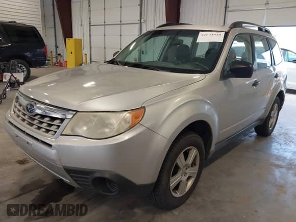 2011 Subaru Forester X z VIN JF2SHBBC9BG723345, wystawiony jako IAAI lot #42633930 z przebiegiem 173 359 mil mil oraz . Historia ofert i sprzedaży dostępna na DreamBid. Obrazek 2.