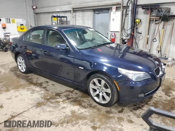 2008 BMW 5 Series 535xi с VIN WBANV935X8CW51081, выставлен на аукционе Copart как лот 83937915 с пробегом Не указан миль и Списание • Salvage title. История ставок и продаж доступна на DreamBid. Изображение 4.