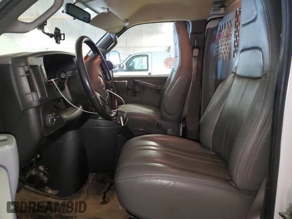 2021 Chevrolet Express Cargo с VIN 1GCWGAFP2M1304351, выставлен на аукционе Copart как лот 70300675 с пробегом 116 984 миль миль и Чистый • Clean title. История ставок и продаж доступна на DreamBid. Изображение 7.