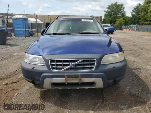 2006 Volvo XC70 with VIN YV4SZ592X61232556, listed as a Copart auction lot 68525425 with 213,133 mi miles and Salvage title. Bid and sale history available at DreamBid. Image 5.