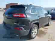 2016 Jeep Cherokee Latitude с VIN 1C4PJMCS6GW251886, выставлен на аукционе IAAI как лот 43208251 с пробегом 108 670 миль миль и . История ставок и продаж доступна на DreamBid. Изображение 4.