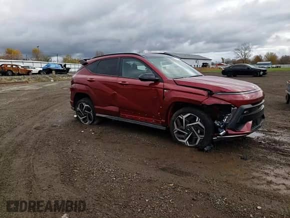 2024 Hyundai Kona N Line с VIN KM8HACA34RU118306, выставлен на аукционе Copart как лот 79687814 с пробегом 3 393 миль миль и Списание • Salvage title. История ставок и продаж доступна на DreamBid. Изображение 11.