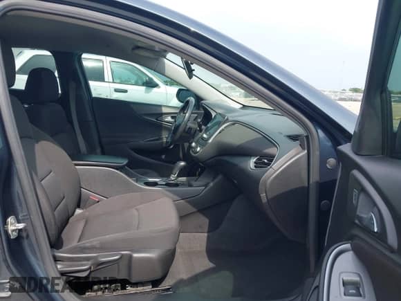 2020 Chevrolet Malibu RS with VIN 1G1ZG5ST7LF045731, listed as a IAAI auction lot 42888155 with 74,012 mi miles and . Bid and sale history available at DreamBid. Image 5.