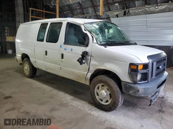 2013 Ford Econoline Cargo Commercial с VIN 1FTNE2EL7DDA00050, выставлен на аукционе Copart как лот 58330445 с пробегом 166 206 миль миль и Списание • Salvage title. История ставок и продаж доступна на DreamBid. Изображение 4.