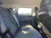 2018 Kia Sorento LX z VIN 5XYPG4A39JG357263, wystawiony jako Copart lot #80367285 z przebiegiem 123 367 mil mil oraz Szkoda całkowita • Salvage title. Historia ofert i sprzedaży dostępna na DreamBid. Obrazek 11.