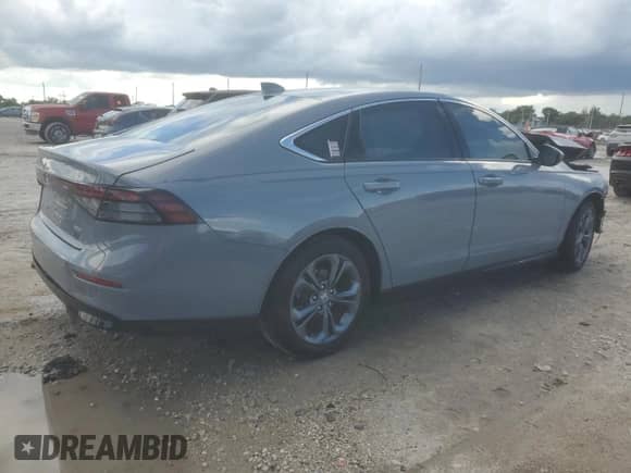 2024 Honda Accord EX-L с VIN 1HGCY2F62RA095408, выставлен на аукционе Copart как лот 83761095 с пробегом 8 586 миль миль и Списание • Salvage title. История ставок и продаж доступна на DreamBid. Изображение 3.