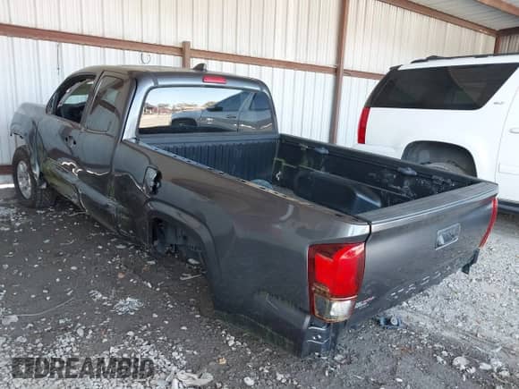 2020 Toyota Tacoma SR с VIN 5TFRX5GN5LX166009, выставлен на аукционе IAAI как лот 43488462 с пробегом 49 066 миль миль и . История ставок и продаж доступна на DreamBid. Изображение 3.