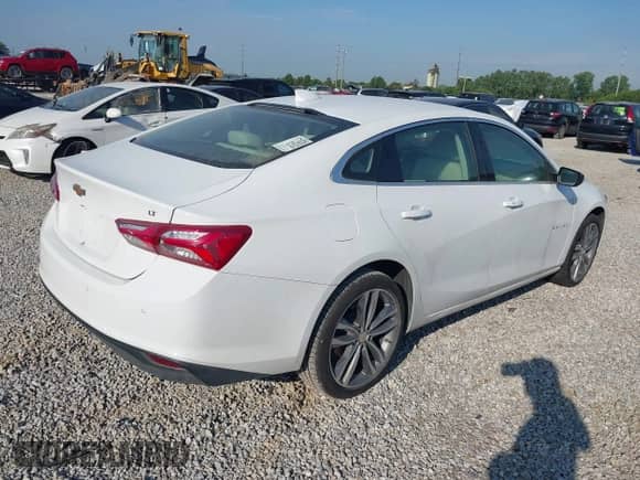 2024 Chevrolet Malibu LT с VIN 1G1ZE5STXRF174321, выставлен на аукционе IAAI как лот 42889813 с пробегом 18 938 миль миль и . История ставок и продаж доступна на DreamBid. Изображение 4.