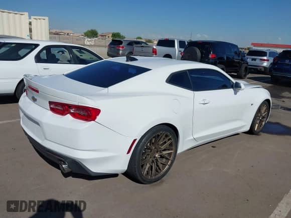 2021 Chevrolet Camaro 1LT с VIN 1G1FA1RX4M0109525, выставлен на аукционе IAAI как лот 43237330 с пробегом 72 432 миль миль и . История ставок и продаж доступна на DreamBid. Изображение 4.