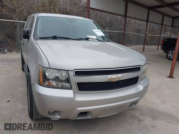 2009 Chevrolet Tahoe LS с VIN 1GNFC13C39R285063, выставлен на аукционе IAAI как лот 41367429 с пробегом 193 969 миль миль и . История ставок и продаж доступна на DreamBid. Изображение 6.