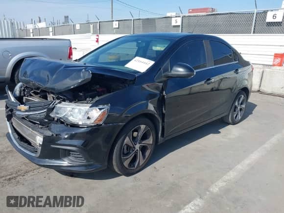 2019 Chevrolet Sonic Premier с VIN 1G1JF5SB9K4127333, выставлен на аукционе IAAI как лот 42164442 с пробегом 103 242 миль миль и . История ставок и продаж доступна на DreamBid. Изображение 2.
