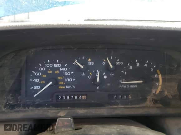 1994 Chevrolet Cavalier с VIN 3G1JC51T4RS821750, выставлен на аукционе Copart как лот 89214085 с пробегом 209 784 миль миль и Чистый • Clean title. История ставок и продаж доступна на DreamBid. Изображение 9.