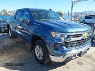 2024 Chevrolet Silverado 1500 LT with VIN 3GCPACEK1RG173476, listed as a IAAI auction lot 43450587 with 19,972 mi miles and . Bid and sale history available at DreamBid. Image 1.