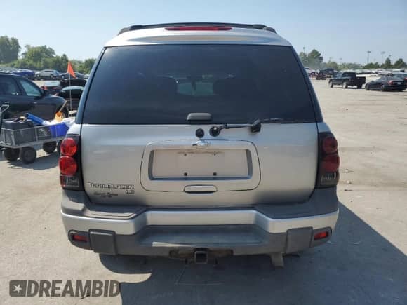 2006 Chevrolet TrailBlazer LS с VIN 1GNET16S366148006, выставлен на аукционе Copart как лот 71912775 с пробегом 253 348 миль миль и Списание • Salvage title. История ставок и продаж доступна на DreamBid. Изображение 6.