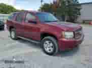 2010 Chevrolet Tahoe LT z VIN 1GNUKBE09AR164691, wystawiony jako Copart lot #67579345 z przebiegiem 220 416 mil mil oraz Szkoda całkowita • Salvage title. Historia ofert i sprzedaży dostępna na DreamBid. Obrazek 4.