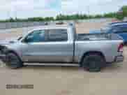 2022 Ram 1500 Big Horn z VIN 1C6RREFT2NN253608, wystawiony jako IAAI lot #42020587 z przebiegiem 44 509 mil mil oraz . Historia ofert i sprzedaży dostępna na DreamBid. Obrazek 15.