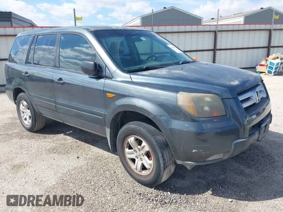 2006 Honda Pilot LX с VIN 5FNYF28186B041285, выставлен на аукционе IAAI как лот 43480356 с пробегом 221 601 миль миль и . История ставок и продаж доступна на DreamBid. Изображение 1.