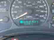2002 Chevrolet Tahoe LT с VIN 1GNEK13T52J253461, выставлен на аукционе IAAI как лот 42998511 с пробегом 222 814 миль миль и . История ставок и продаж доступна на DreamBid. Изображение 15.
