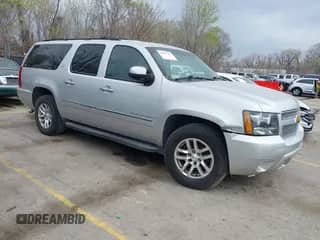 2011 Chevrolet Suburban LTZ с VIN 1GNSKKE35BR290484, выставлен на аукционе IAAI как лот 41897265 с пробегом 223 739 миль миль и . История ставок и продаж доступна на DreamBid. Изображение 1.