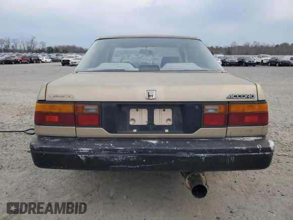 1987 Honda Accord с VIN 1HGCA5626HA196419, выставлен на аукционе Copart как лот 47128165 с пробегом 169 605 миль миль и Чистый • Clean title. История ставок и продаж доступна на DreamBid. Изображение 6.