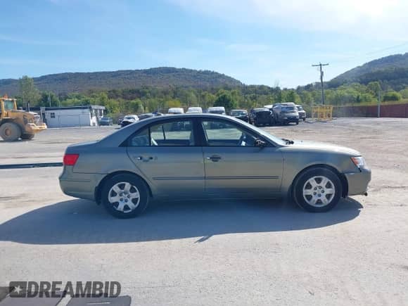2010 Hyundai Sonata GLS с VIN 5NPET4AC9AH642380, выставлен на аукционе IAAI как лот 43362798 с пробегом 101 483 миль миль и . История ставок и продаж доступна на DreamBid. Изображение 13.