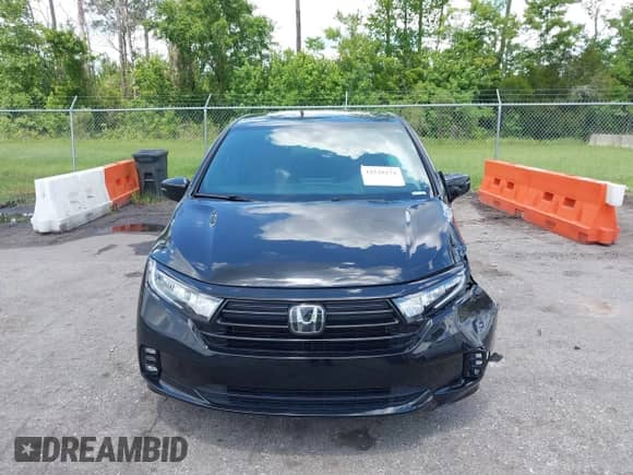 2023 Honda Odyssey Sport z VIN 5FNRL6H76PB068270, wystawiony jako IAAI lot #42528174 z przebiegiem 126 063 mil mil oraz . Historia ofert i sprzedaży dostępna na DreamBid. Obrazek 13.