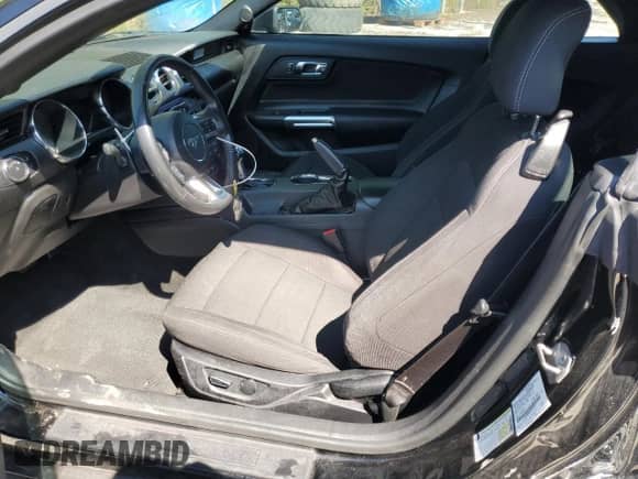 2017 Ford Mustang V6 с VIN 1FATP8EM8H5285991, выставлен на аукционе Copart как лот 70501805 с пробегом 69 833 миль миль и Списание • Salvage title. История ставок и продаж доступна на DreamBid. Изображение 7.