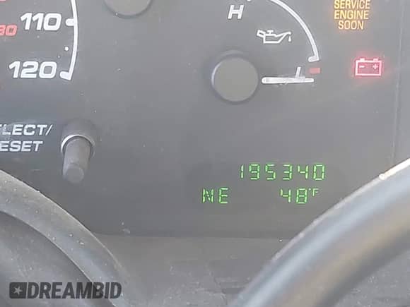 2002 Ford Explorer XLT with VIN 1FMZU73WX2UD72392, listed as a IAAI auction lot 41975368 with 195,340 mi miles and . Bid and sale history available at DreamBid. Image 15.