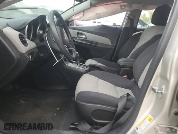 2013 Chevrolet Cruze LS с VIN 1G1PA5SH2D7295782, выставлен на аукционе Copart как лот 86863865 с пробегом 144 436 миль миль и Чистый • Clean title. История ставок и продаж доступна на DreamBid. Изображение 7.